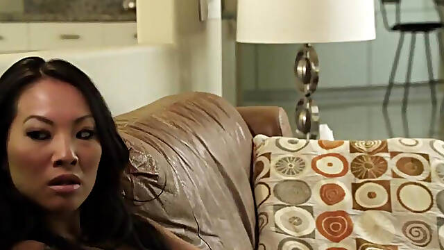 Curvy Asian Asa Akira loves passionate sex joi