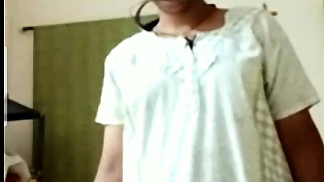 Tamil nun in nighty