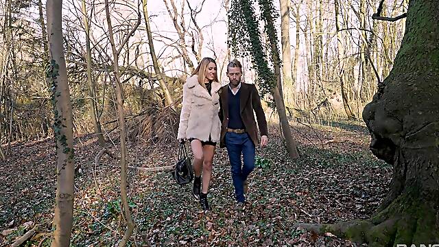 Poil A La Chatte, Maigre Realite, Fuck Teen In The Foret