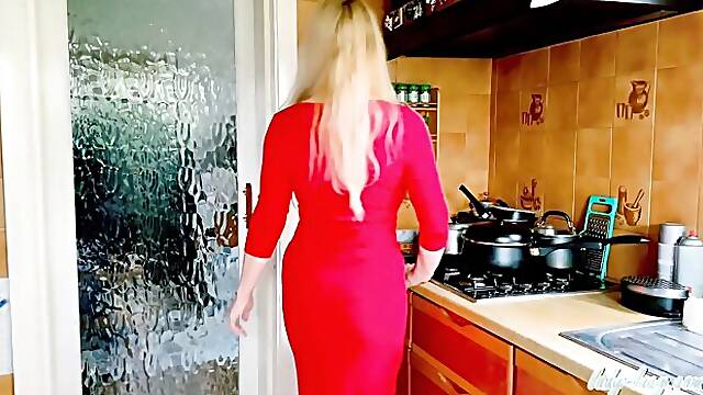 Lady Lucy featuring females curvy sex