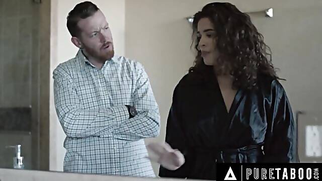 Flashy Victoria Voxxx and Johnny Goodluck - drilled hard fast dirt - Pure Taboo