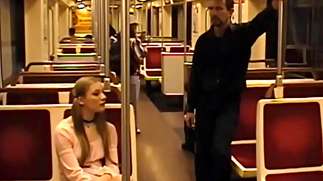 Aurora Snow dans la meilleure vidéo de pipe pour vous