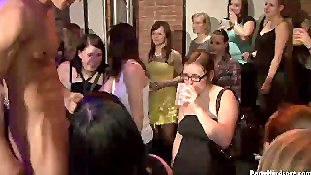 Hot amateur sex in a very special nightclub