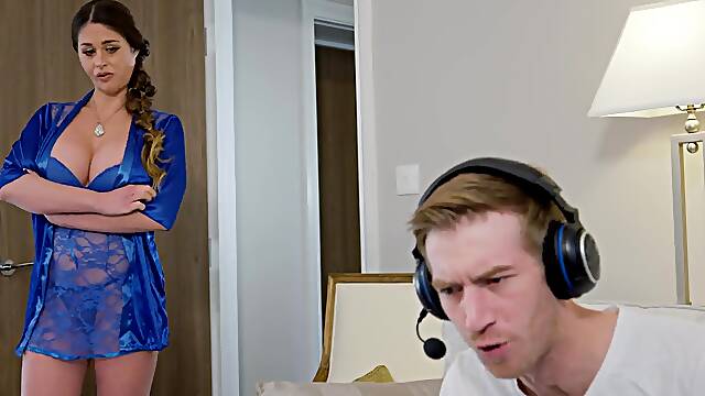 Cathy Heaven has her stepson eating & fucking her pussy on the stairs