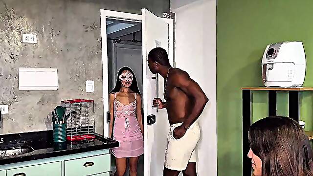 WIFE GIVES FRIEND TO HUSBAND WHO GETS COOKING AT THE END