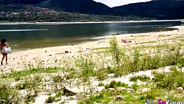 VOYEUR, Im going to the beach and I have one intention: TO FUCK!!! Im Luna Black X and youre going to get fucked - FAKings