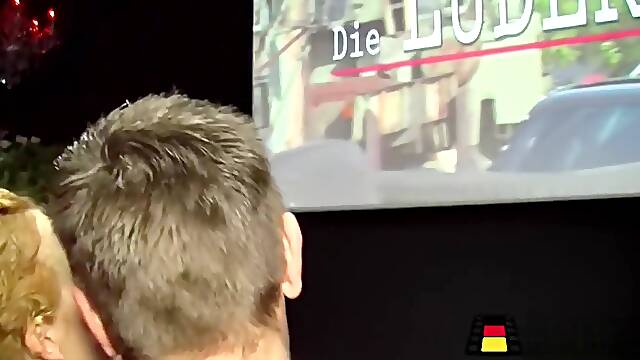 Die 4 Schwestern vom Schrott im Kino