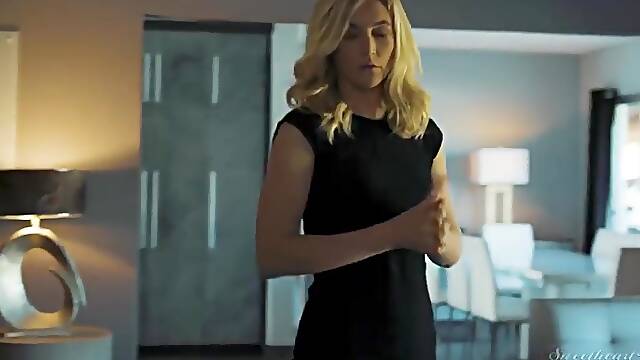 Mona Wales y Nikki Peach - Sociedad de amantes de la madrastra 19