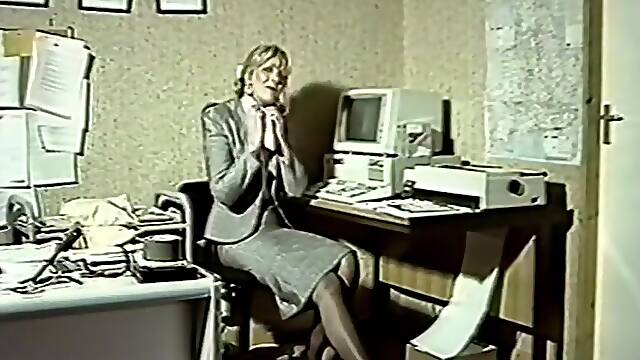 Housewife Special No 7 (uk 1980s) 3