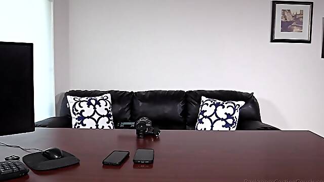 Attapé, Casting Canapé, Backroom Casting Couch Anal Fuck