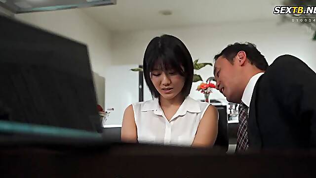 Model Wife Cheating With The Boss - Nao Jinguji (Eng Sub)