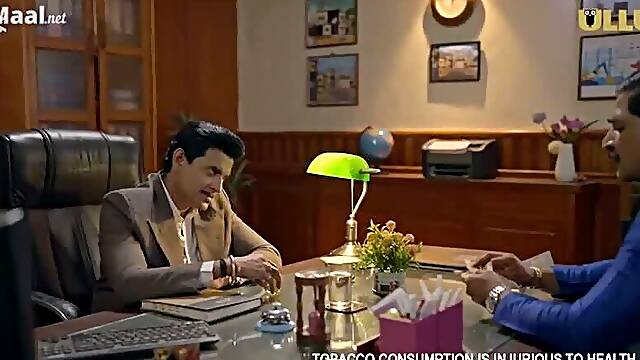 Sharma Ne Sexy Biwi Bade Doodh Dabaya Phir Jabardasti Powder Lagake Choda. Ullu Indian Web Series.