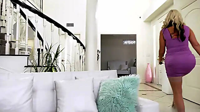 Blacks On Cougars: Alenas Me Too Misadventures