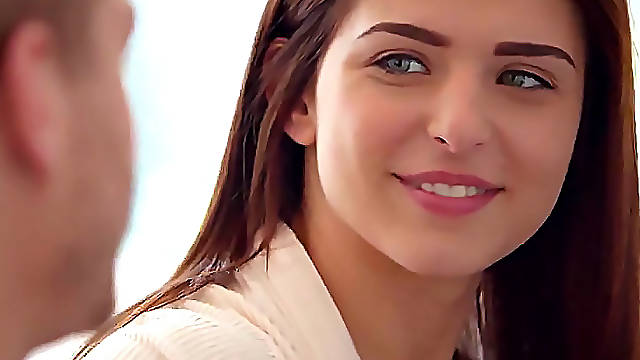 Stepsister Leah Gotti sodomized in ass by her brother