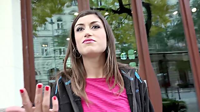 Julia Roca gives a sloppy head in public like a Spanish beauty