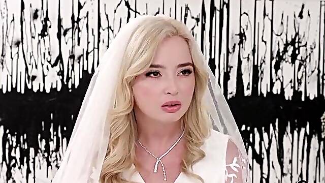 Brother-in-law gives bride a sex swing as a wedding present
