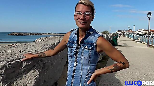 Hot mother id like to fuck Cheyenne likes outdoor anal sex