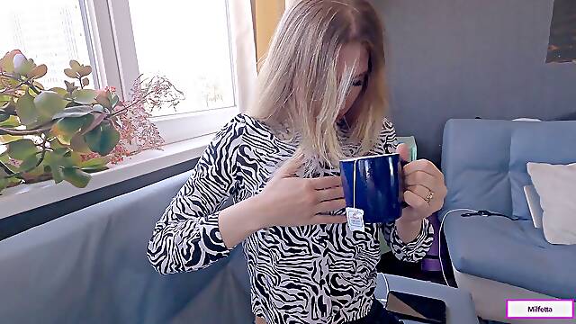 Want to ravage your step aunt in backside? - Family dream