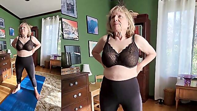 Recevoir Nu, Corps Nue, Mamie A Poil Nue