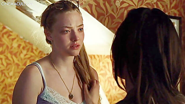 Lesbiennes L, Erotisme Lesbienne, Lesbiennes Nudistes