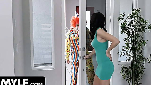 Mylf - Lucky Dude Whips Out His Huge Throbbing Cock And Makes Thirsty Milf Gobble On It