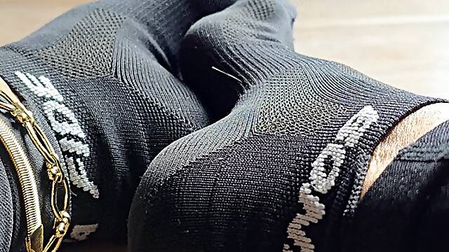 Enjoy my highly arched feet in BONAFIDE socks by Milah