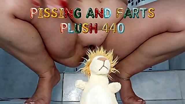 Pissing and farts plush 440