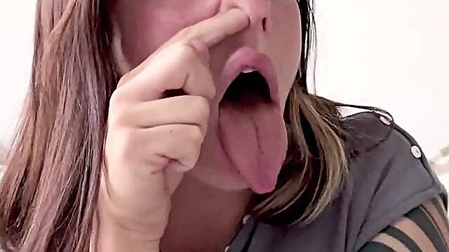 Liliths Playful Nose Tease – Silly Faces & Sensual Tongue Play