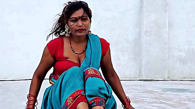 Desi aunty and young devar bhabhi indulge in steamy Tamil sex adventures