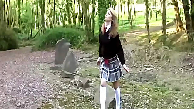 Walk Featuring Ashleigh Mckenzie