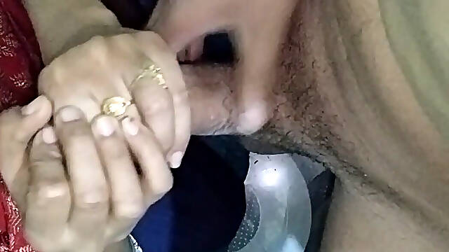 Huge Cumshot From Wifey Hand Part 1